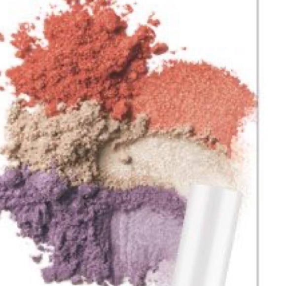 NIB MARY KAY AT PLAY BAKED EYE TRIO SUNSET BEACH EYESHADOW COMPACT ⭐️⭐️⭐️⭐️⭐️ - Picture 15 of 15